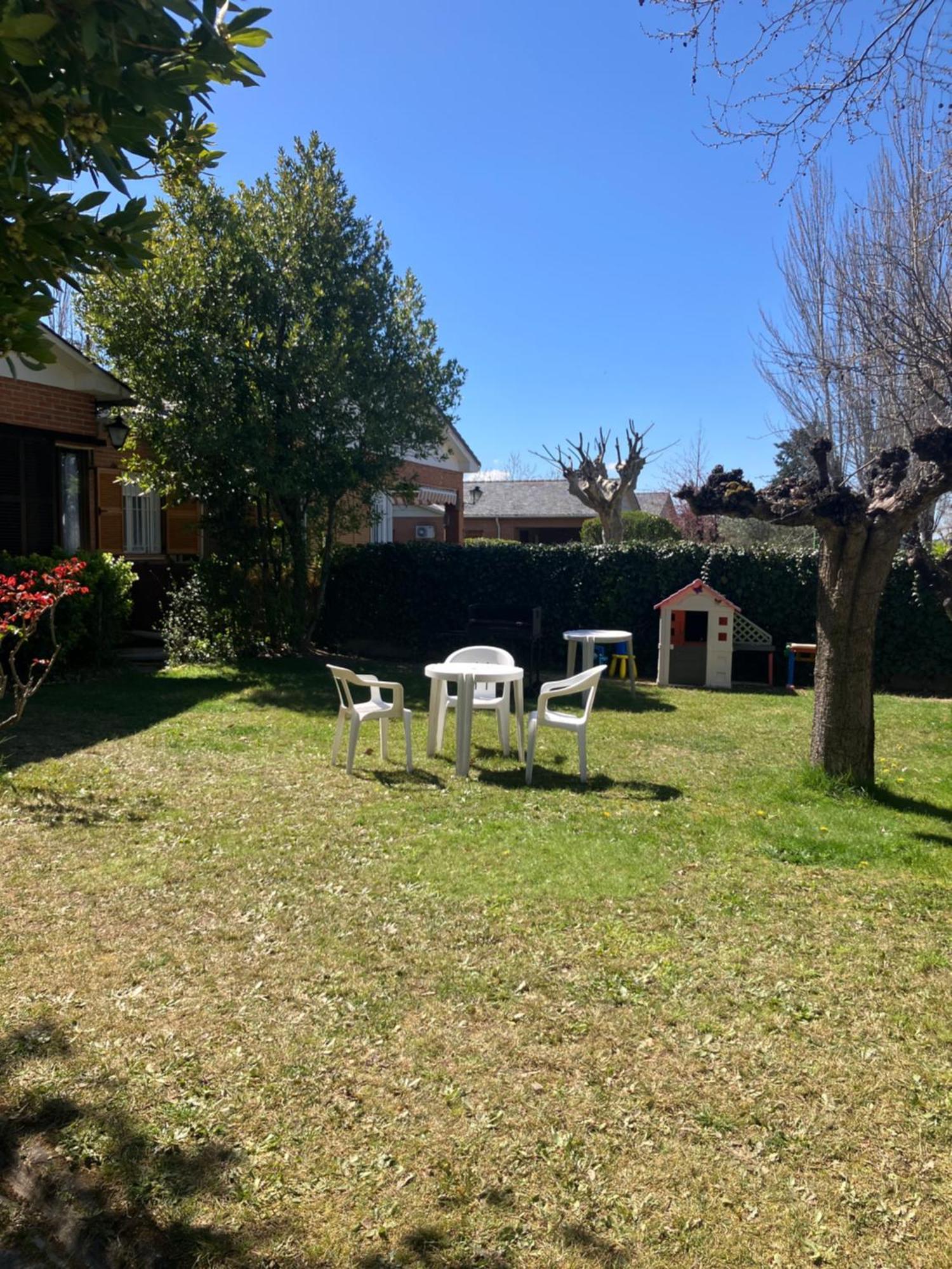 Villa Herrero La Adrada Exterior foto